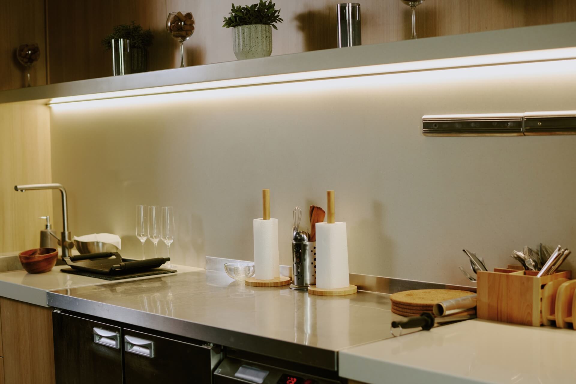Custom under-cabinet LED lighting